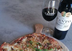 Canto pizza and wine form the restaurant. Canto pizza and wine