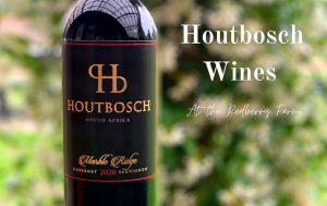 Houtbosch Wines red wine bottle