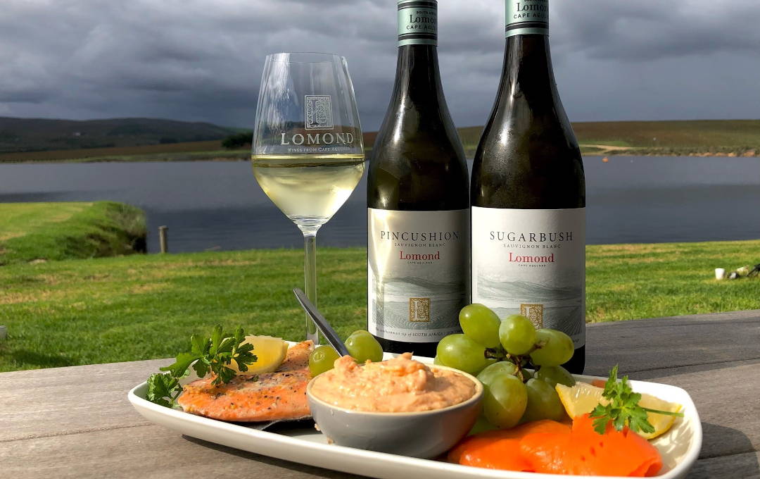 Lomond Wine and glasses