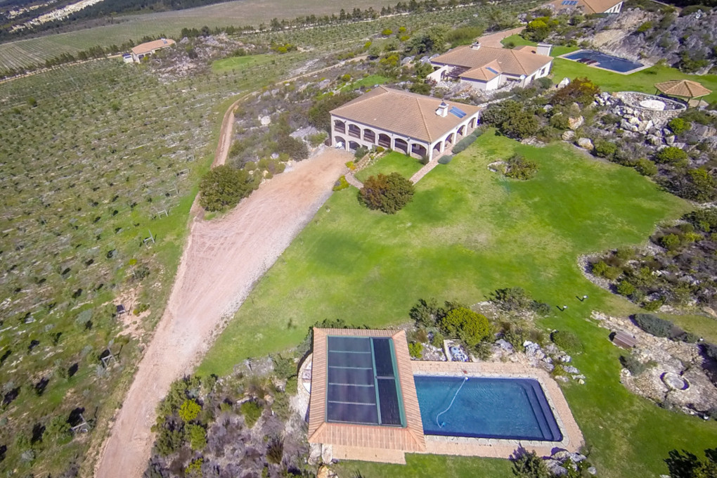 Barton Vineyards and Villas Boutique