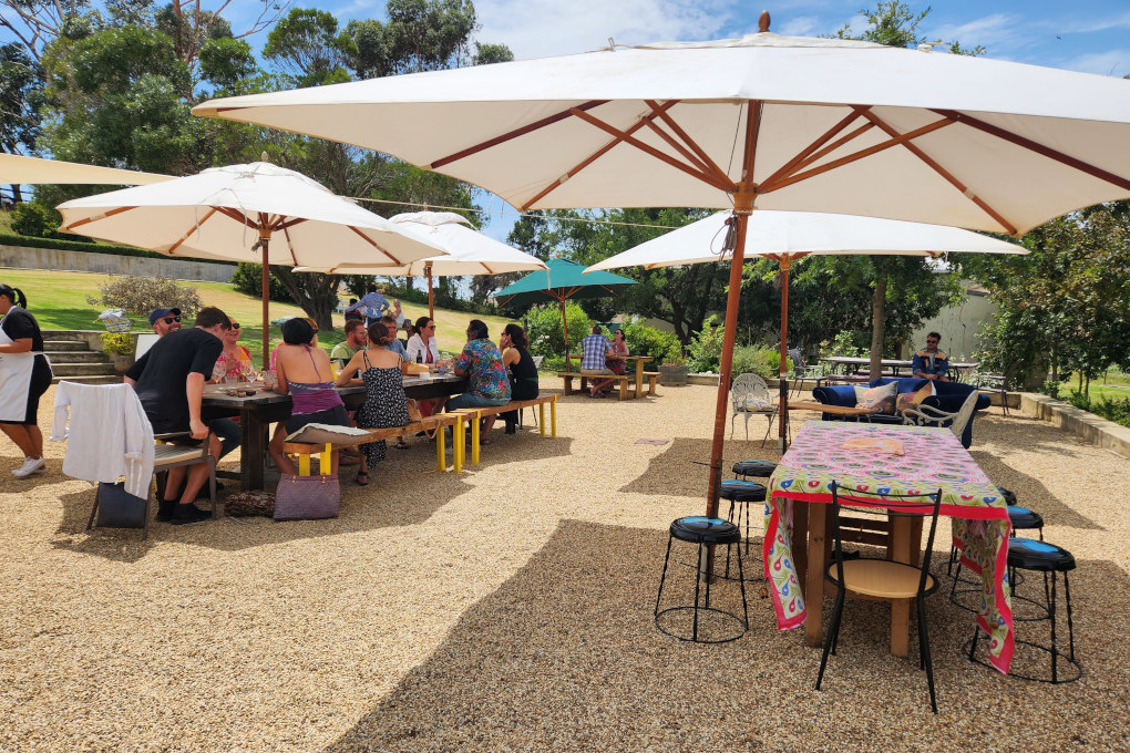 Genevieve Cap Classique