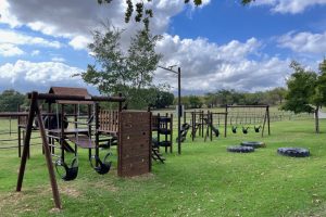 Under Oaks Child Friendly
